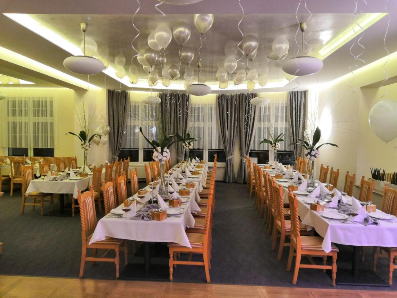 Spa Hotel Diana Frantiskovy Lazne Luaran gambar
